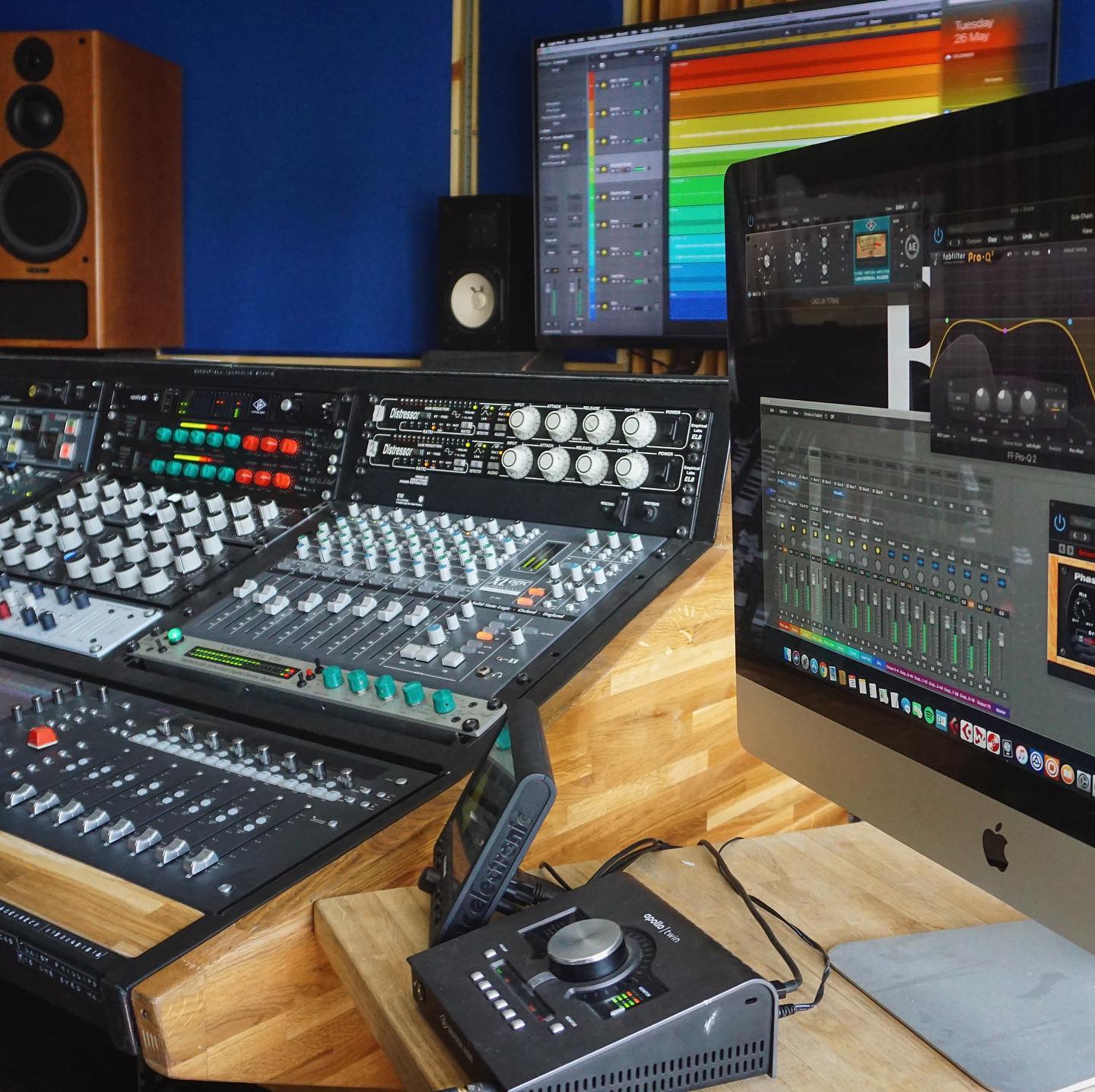 MixDen Studio control room